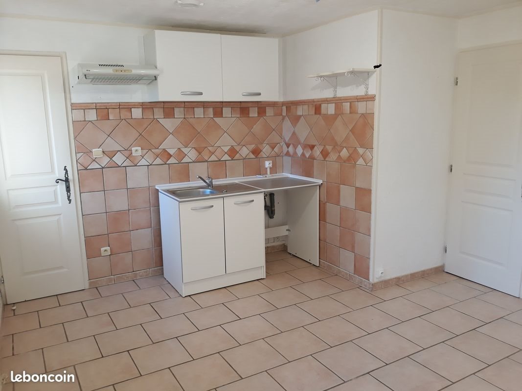 Appartement à louer, 32m², Lorgues