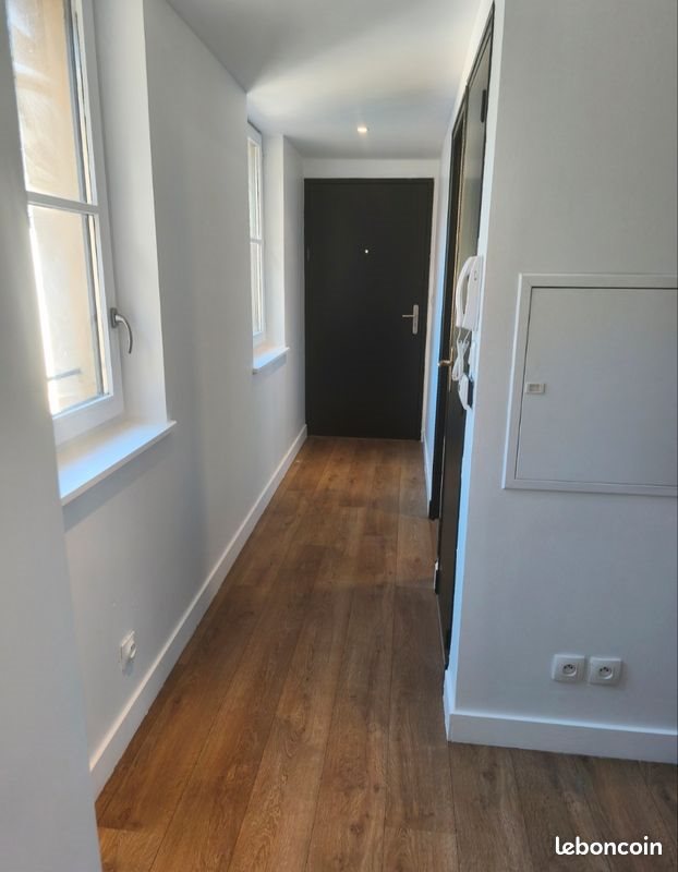 Appartement à louer, 64m², Sedan