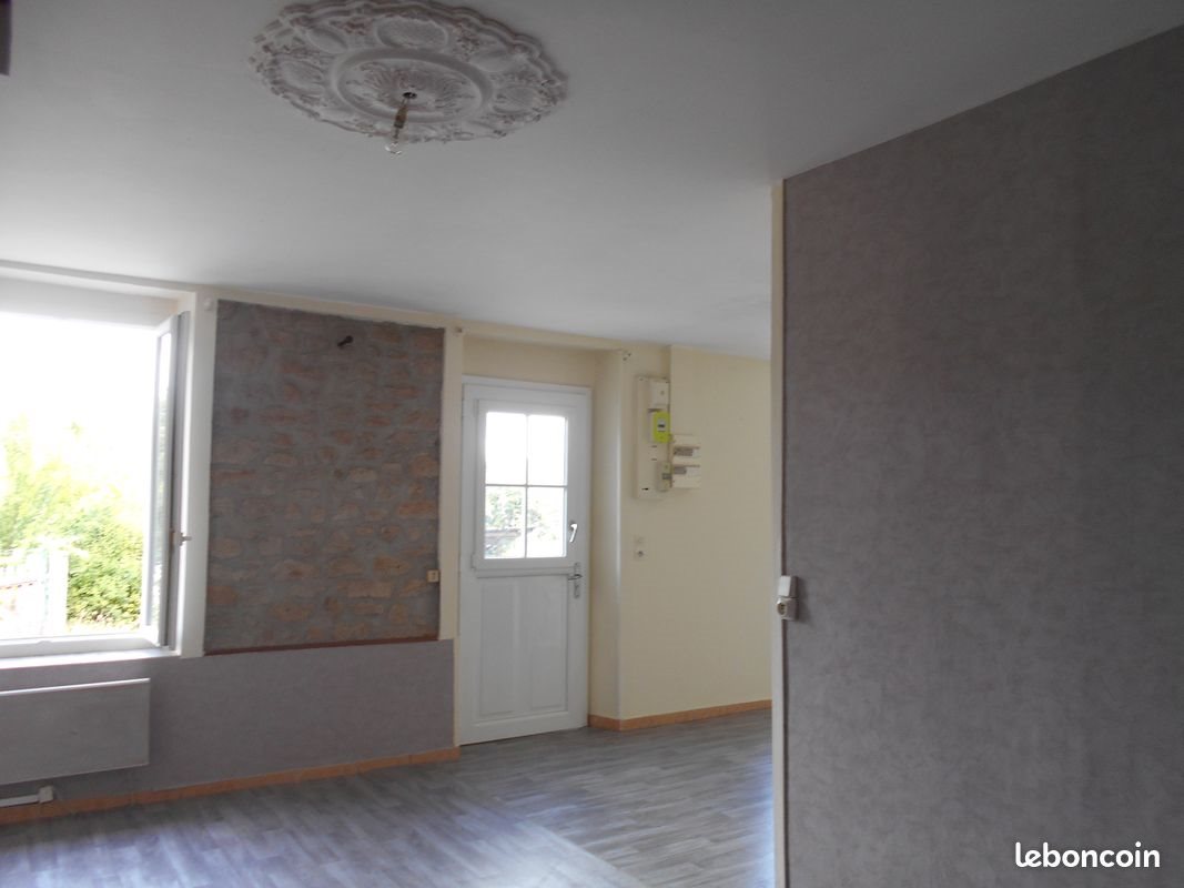 Appartement à louer, 78m², Champagnac
