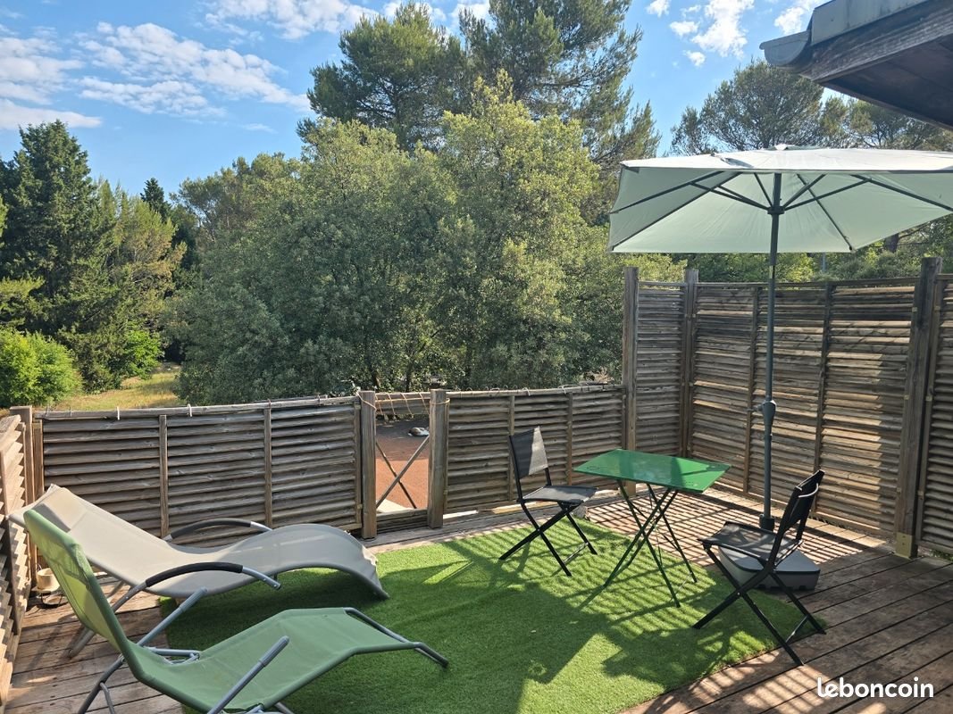 Appartement à louer, 45m², Le Tholonet