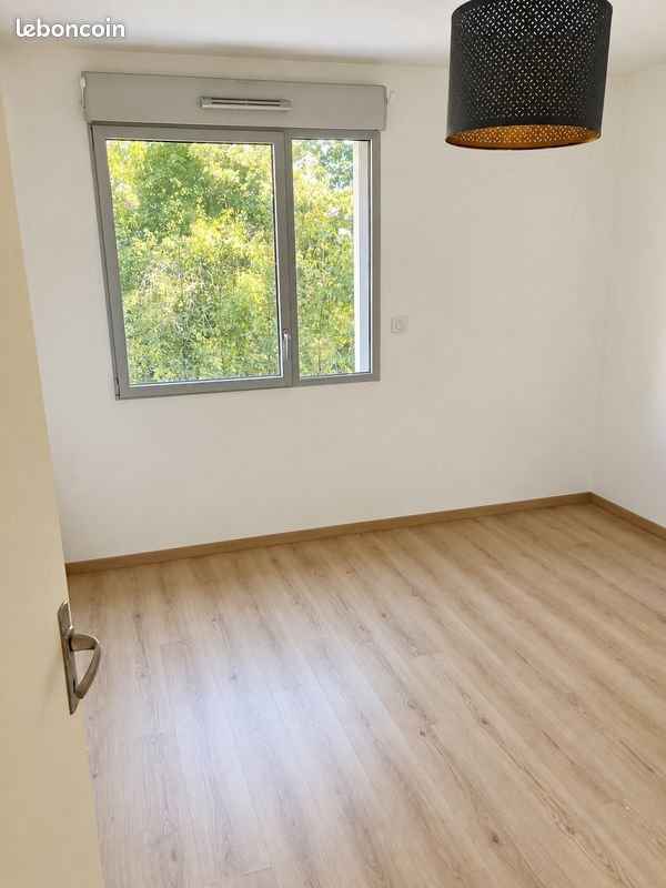 Appartement à louer, 42m², Écully