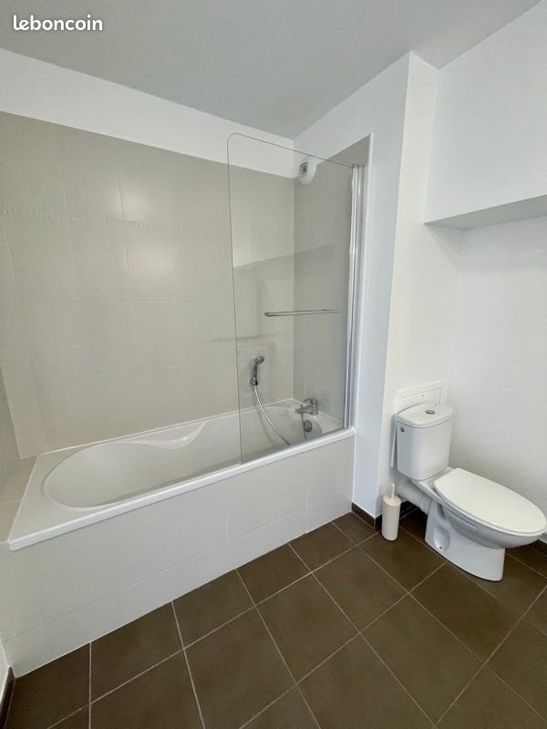 Appartement à louer, 28m², La Madeleine