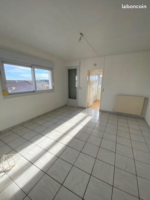 Appartement à louer, 49m², Épernay