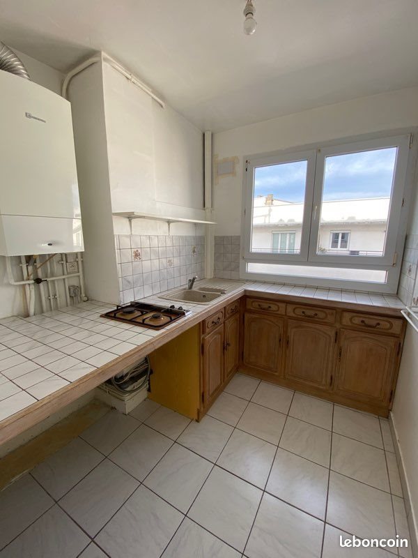 Appartement à louer, 49m², Épernay