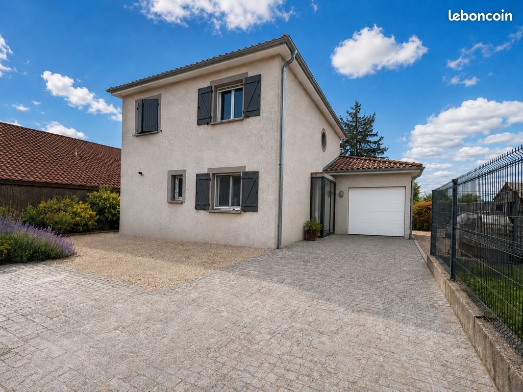 Maison à vendre, 123m², Saint-Jean-le-Vieux
