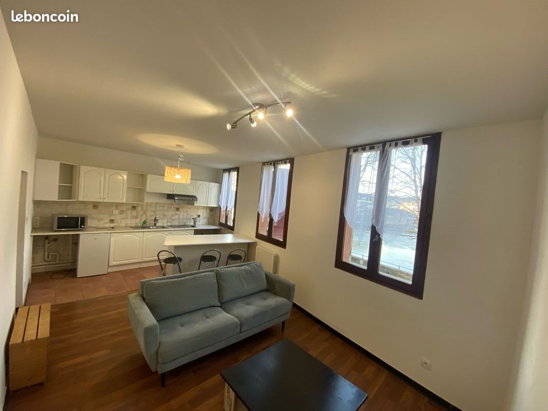 Appartement à louer, 48m², Terrasson-Lavilledieu