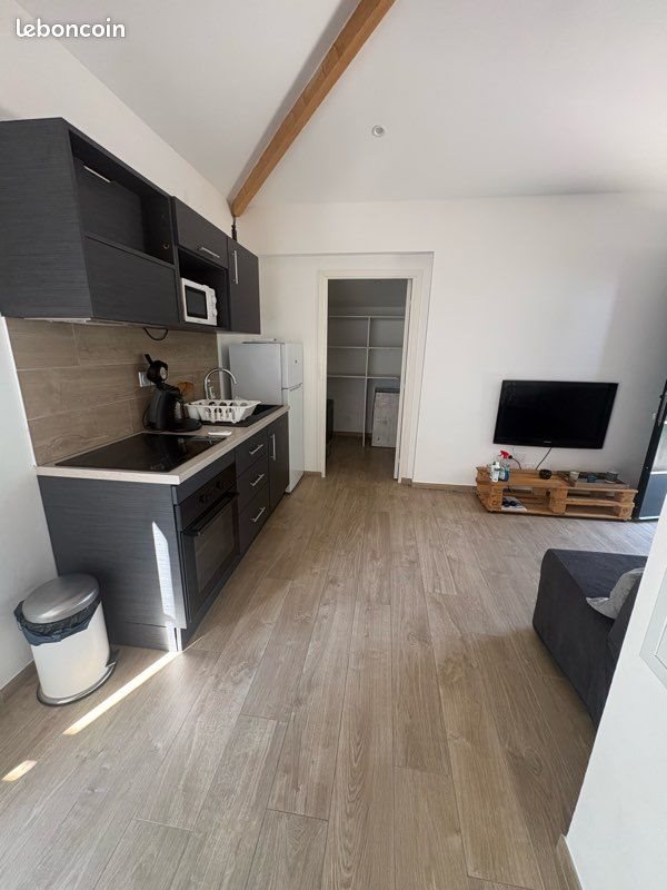 Maison à louer, 36m², Rocbaron