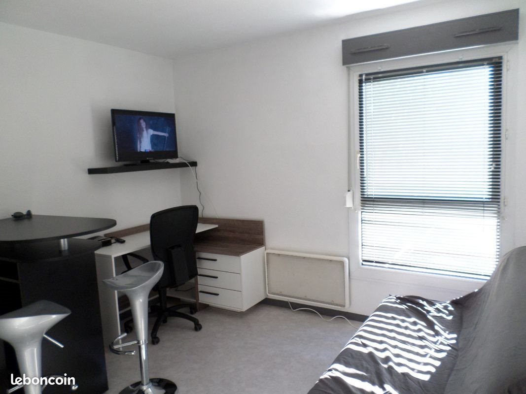 Appartement à louer, 18m², Saint-Etienne