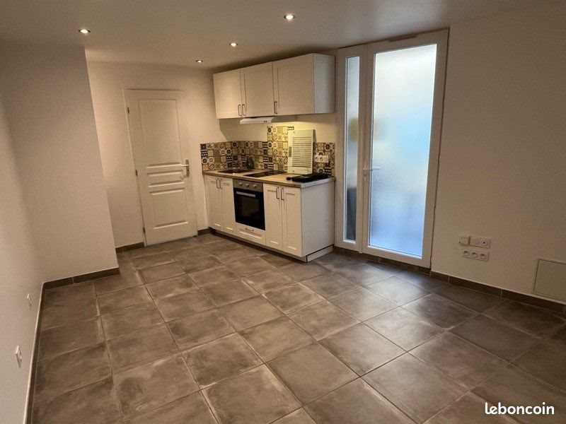 Appartement à louer, 18m², Laurens
