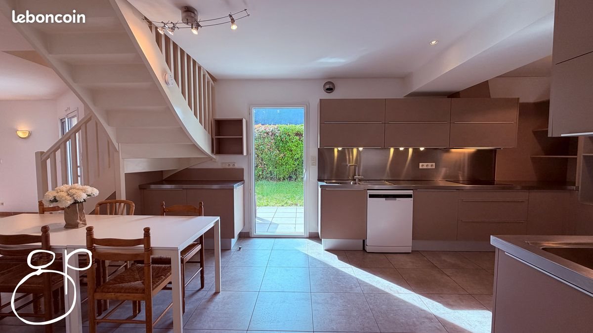Maison à vendre, 216m², Saint-Grégoire