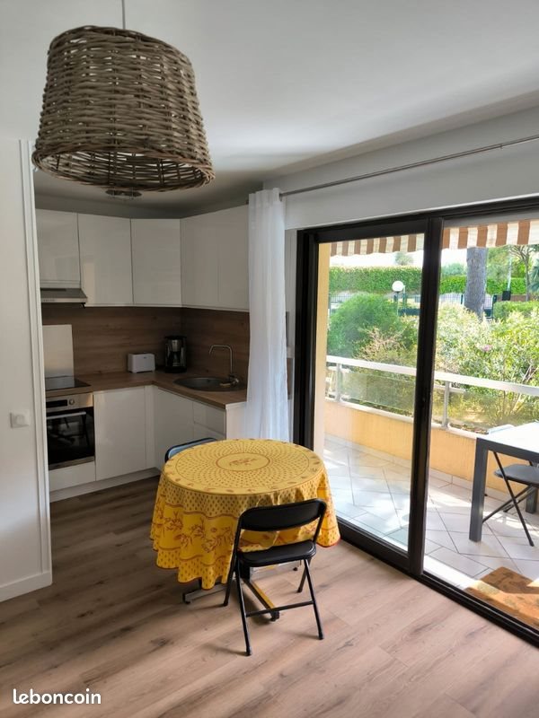 Appartement à vendre, 30m², Saint-Raphaël