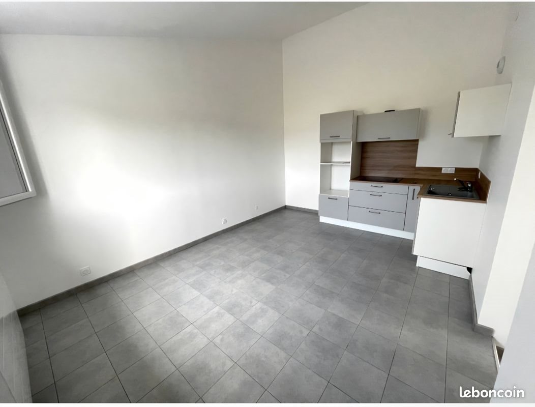 Appartement à louer, 40m², Pugnac