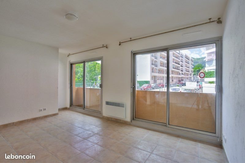 Appartement à louer, 31m², Mandelieu-la-Napoule