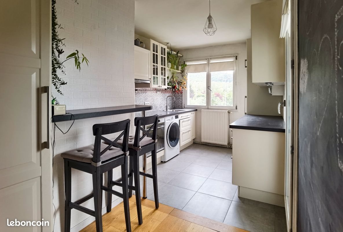 Appartement à louer, 83m², Saint-Etienne