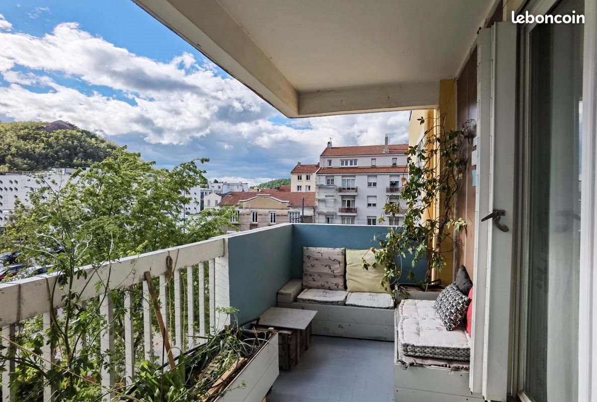 Appartement à louer, 83m², Saint-Etienne