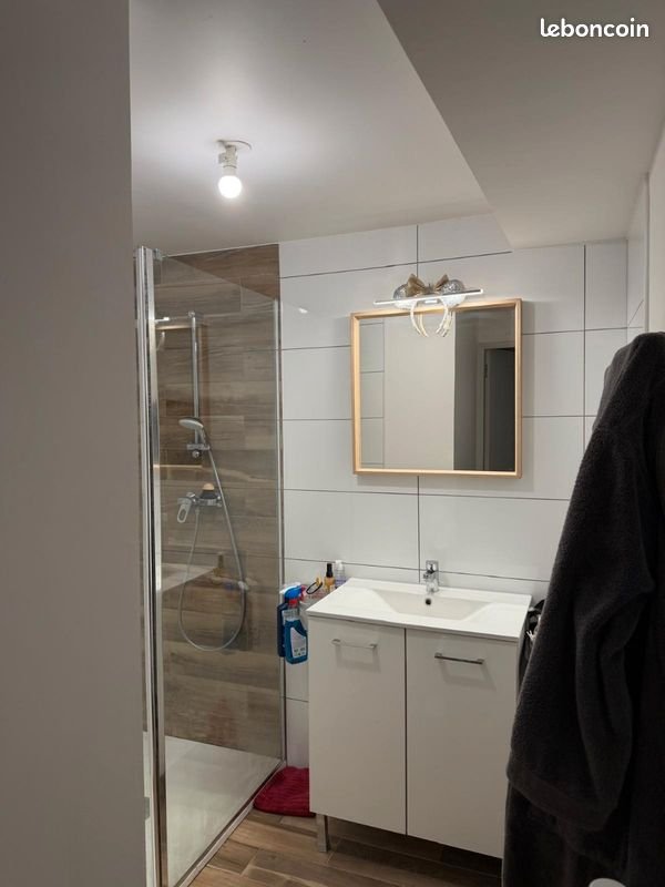 Appartement à louer, 56m², Châteauroux-les-Alpes