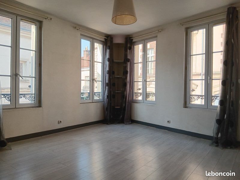 Appartement à louer, 71m², Dreux