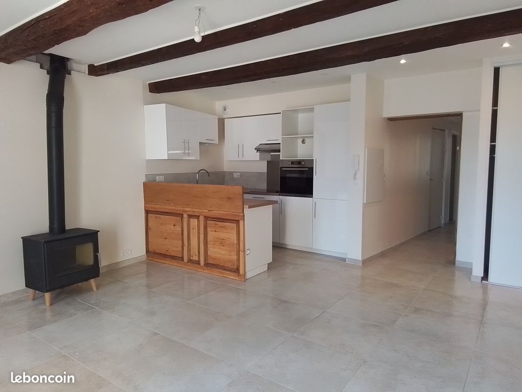 Appartement à louer, 77m², Revel