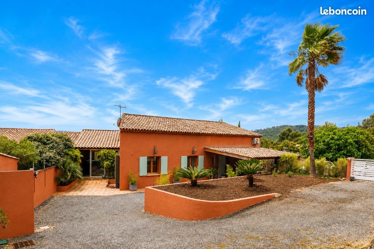 Maison à vendre, 210m², Taradeau