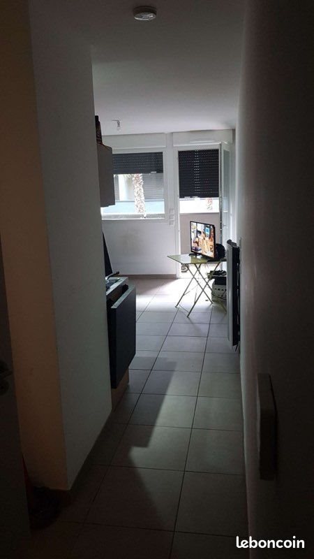 Appartement à louer, 28m², Saint-Priest