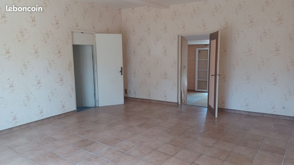 Maison à vendre, 137m², Saint-Léger-Magnazeix