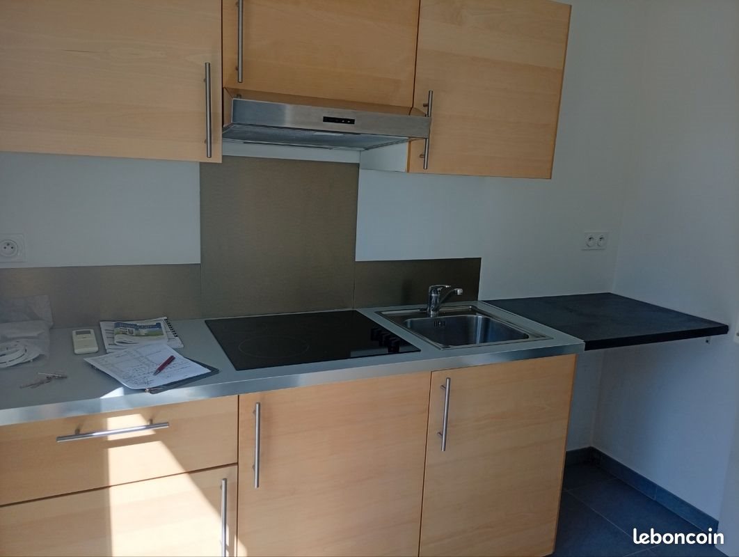 Appartement à louer, 25m², Arles