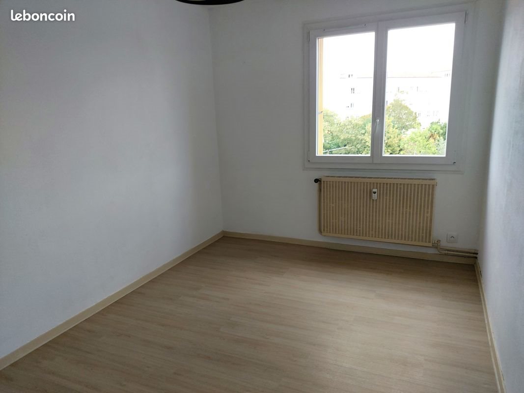 Appartement à louer, 23m², Niort