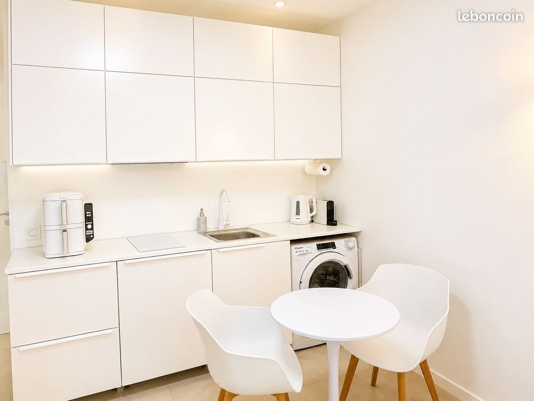 Appartement à louer, 18m², Paris 11ème