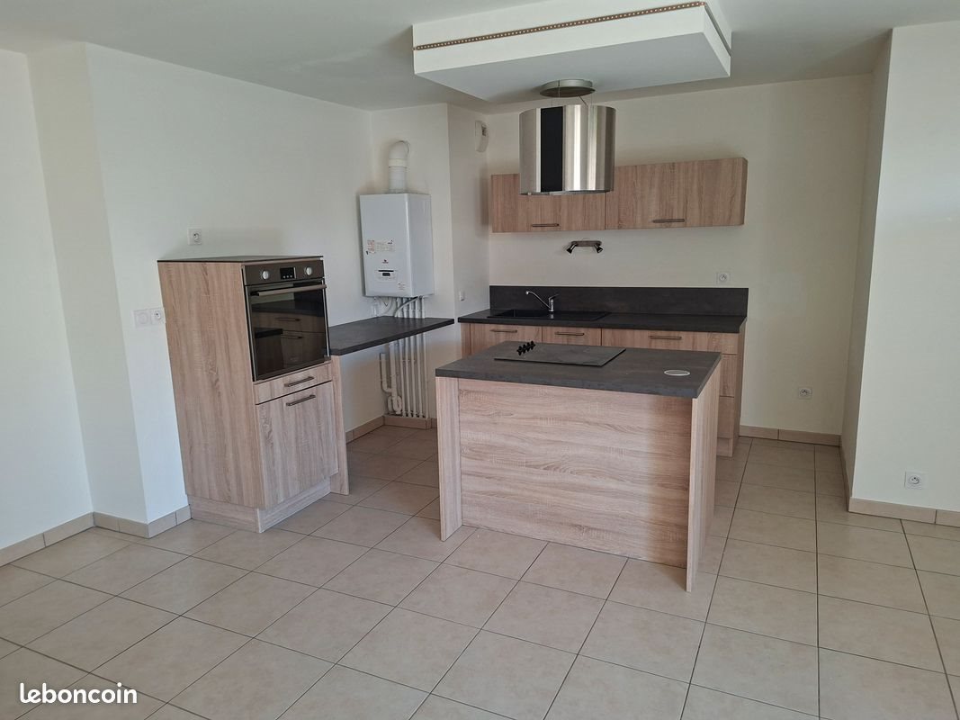Appartement à louer, 75m², Pornic