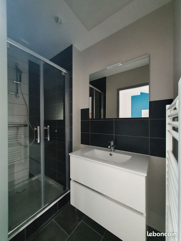 Appartement à louer, 82m², Saint-Bonnet-le-Château