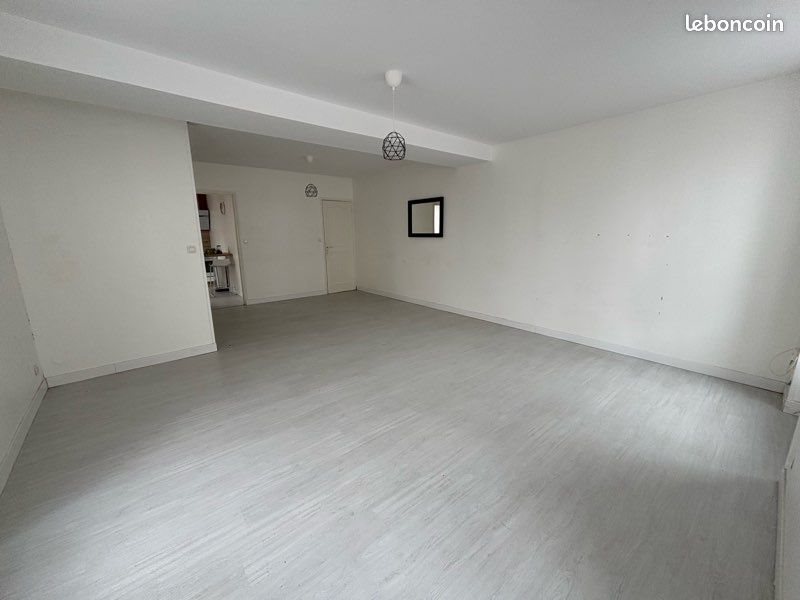 Maison à louer, 90m², Patay