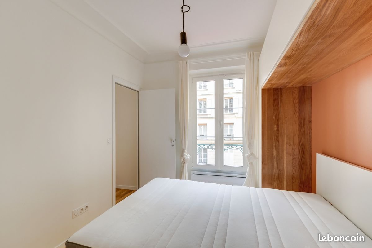 Appartement à louer, 24m², Paris 18ème