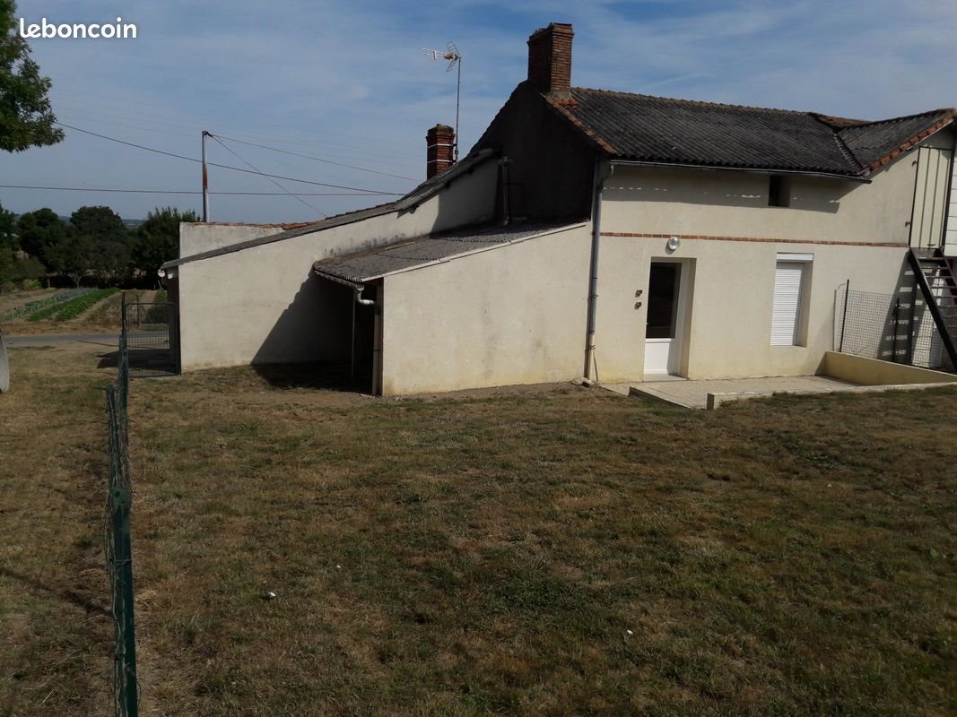 Maison à louer, 80m², Saint-Laurent-du-Mottay
