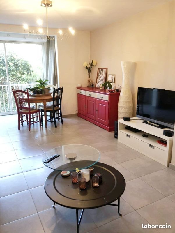 Appartement à louer, 73m², Roquefort-la-Bédoule