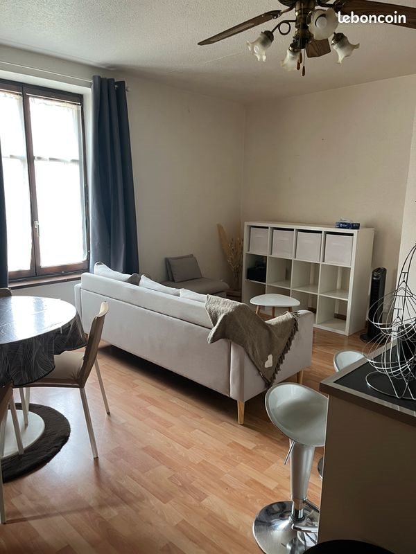Appartement à louer, 60m², Espalion