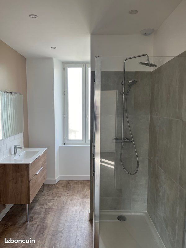 Appartement à louer, 60m², La Courtine