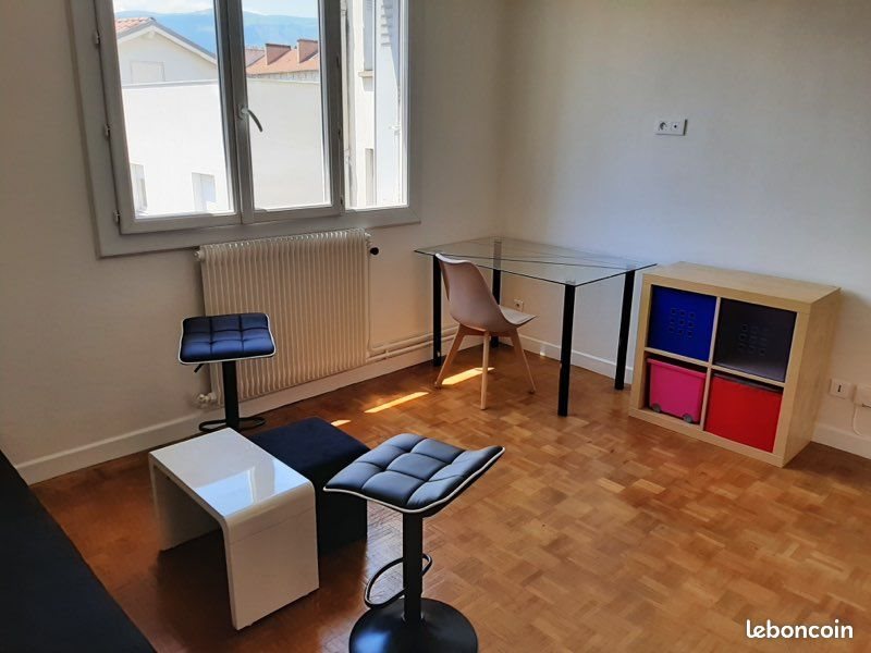 Appartement à louer, 27m², Grenoble