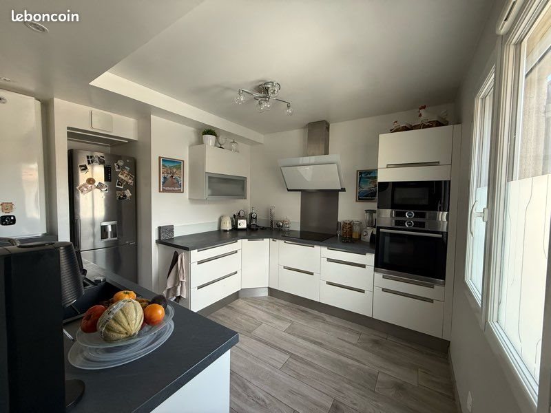 Appartement à vendre, 69m², Meyrargues