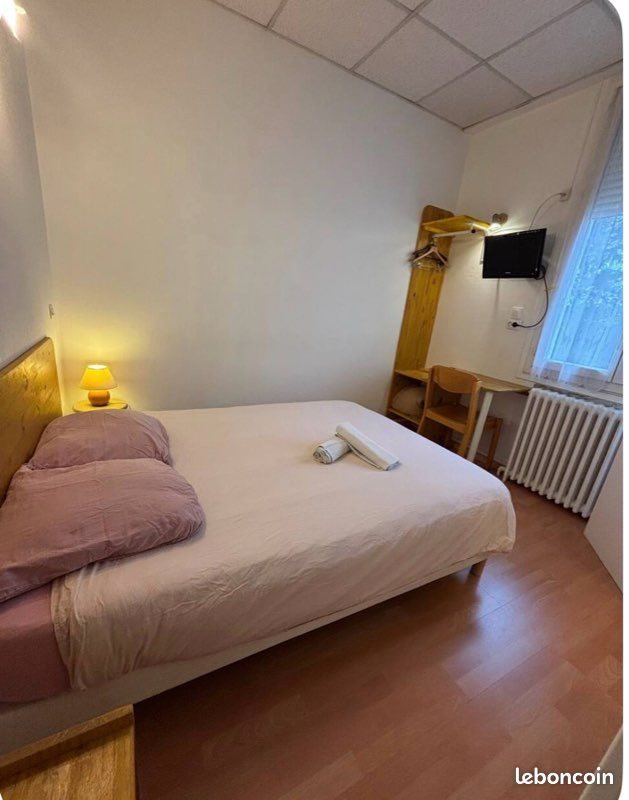 Maison à louer, 600m², Angoulême