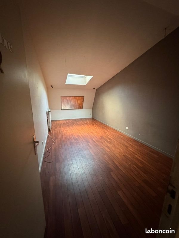 Appartement à louer, 45m², Avrainville