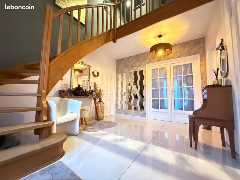 Maison à vendre, 200m², Curgies