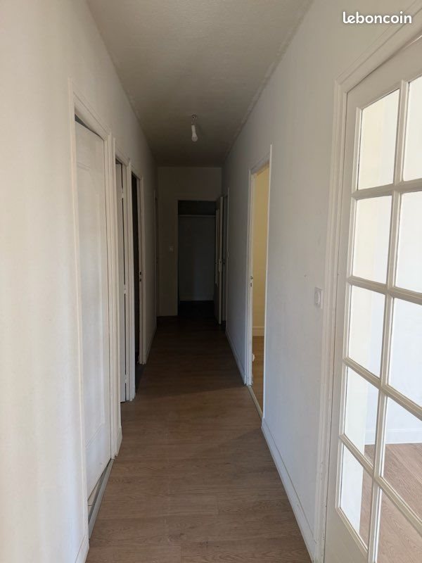 Appartement à louer, 120m², Vénissieux