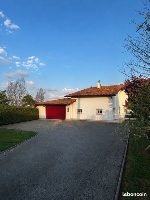 Maison à vendre, 220m², Mouguerre