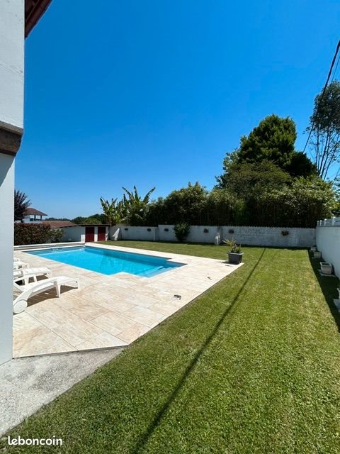 Maison à vendre, 220m², Mouguerre
