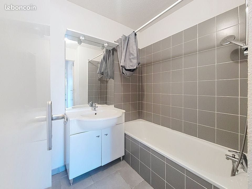 Appartement à louer, 53m², Sainte-Bazeille