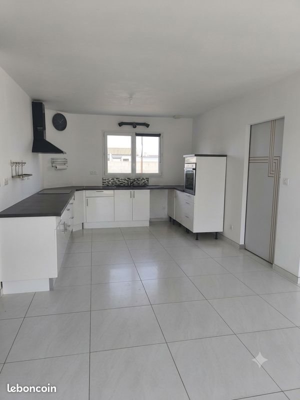 Maison à vendre, 119m², Les Magnils-Reigniers