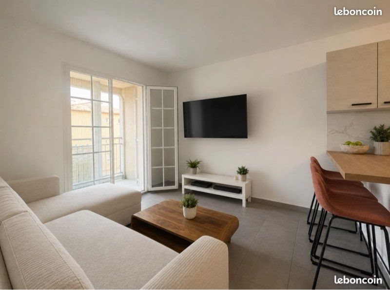 Appartement à louer, 39m², Fréjus