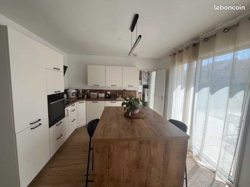 Maison à louer, 110m², Ablis