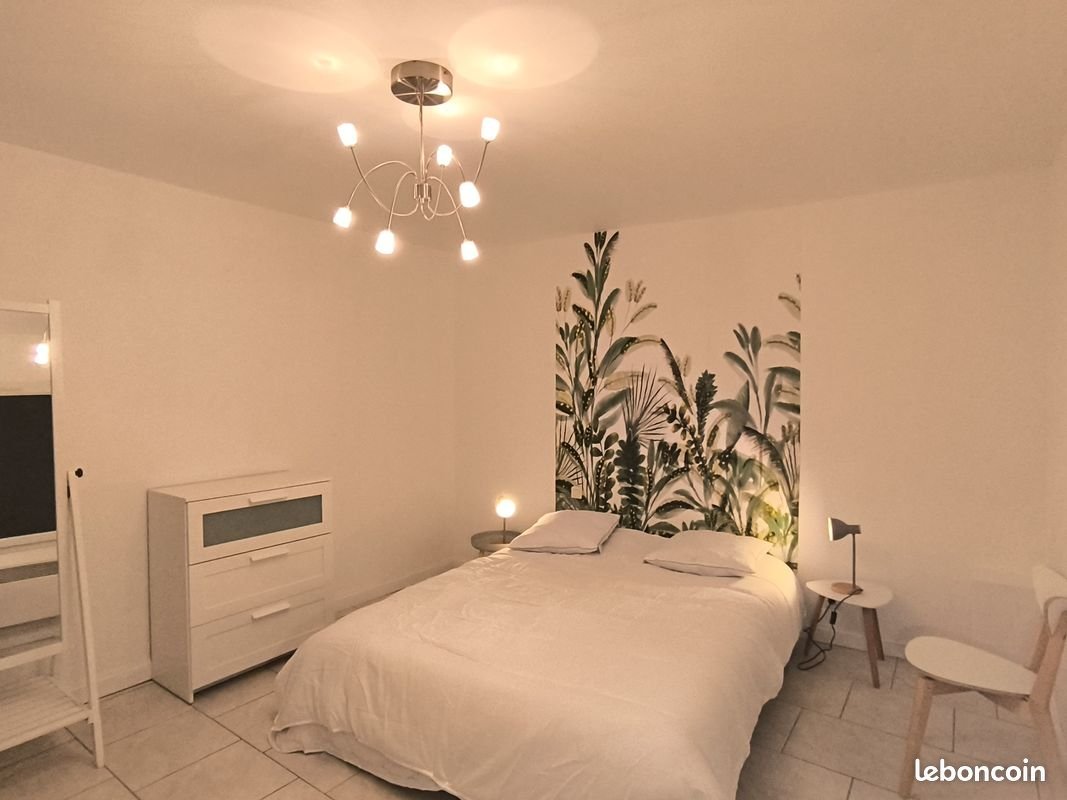 Appartement à louer, 45m², Rochefort