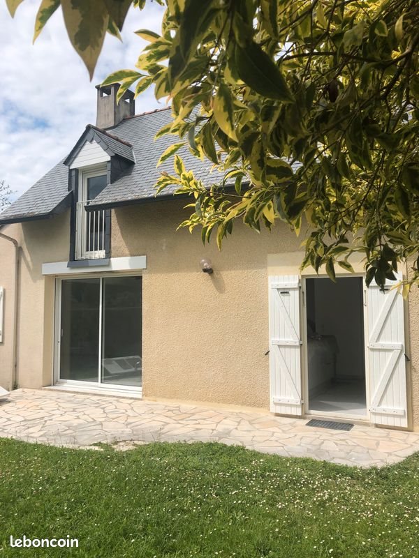 Maison à louer, 82m², Azereix